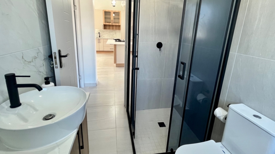 3 Bedroom Property for Sale in Reebok Western Cape